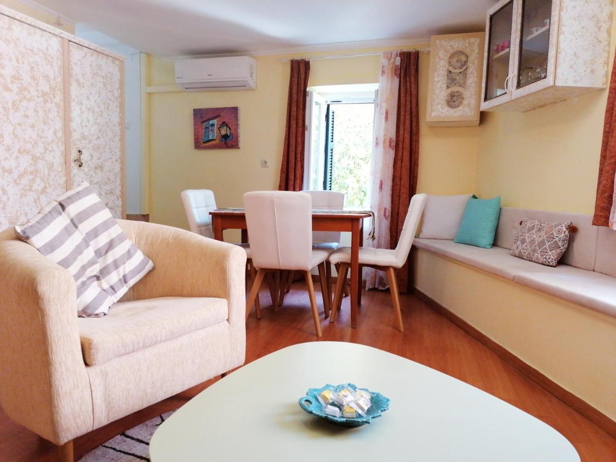 Venetian Well Cozy Apartment Corfu Old Town Luaran gambar
