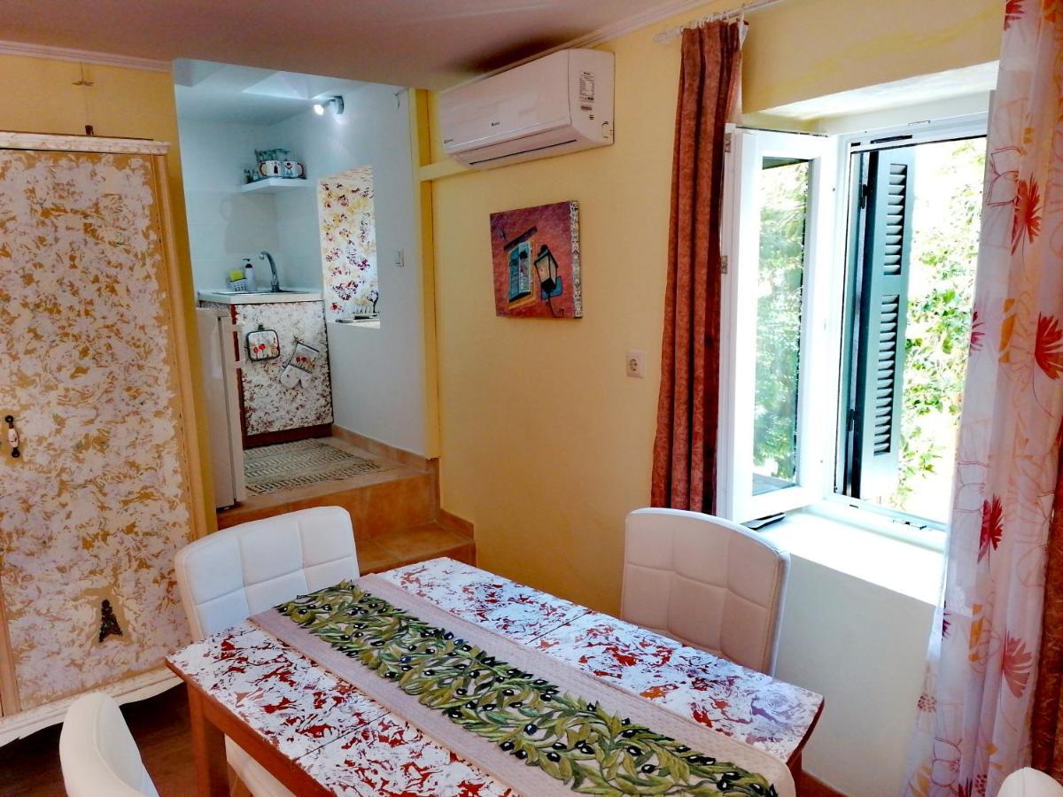 Venetian Well Cozy Apartment Corfu Old Town Luaran gambar