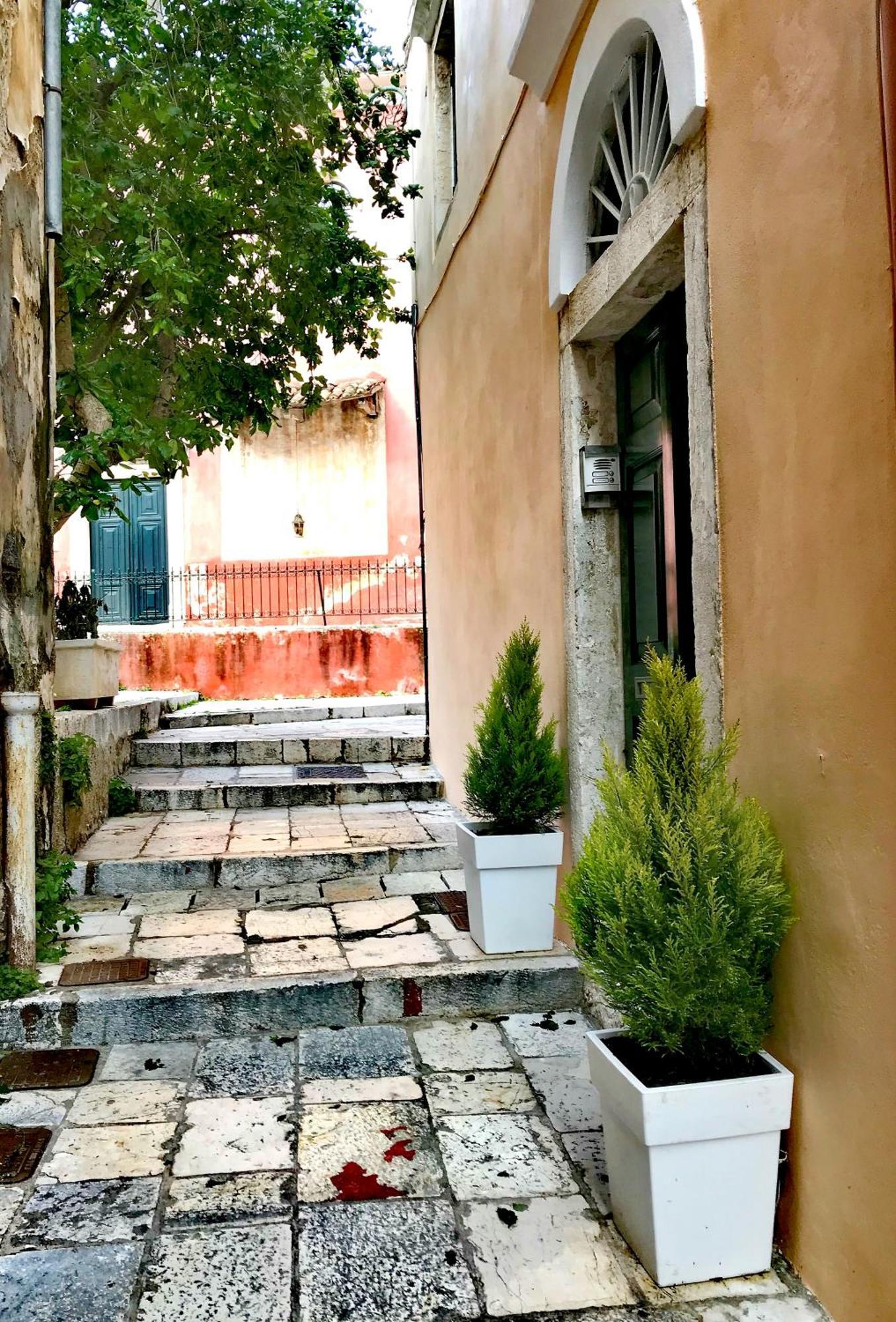 Venetian Well Cozy Apartment Corfu Old Town Luaran gambar